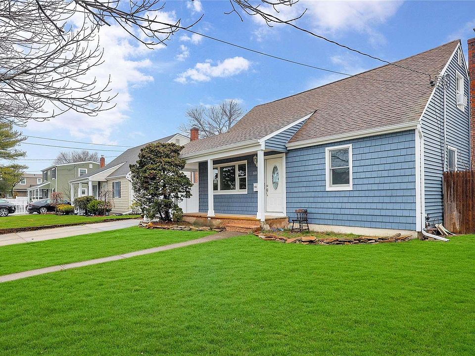 1st image of 60 Crestwood Boulevard