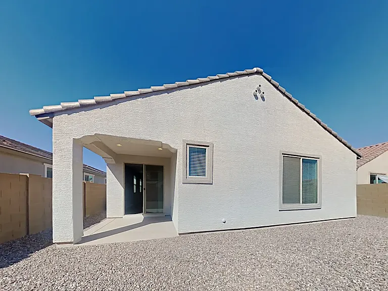 20515 W Buchanan St — Photo 9