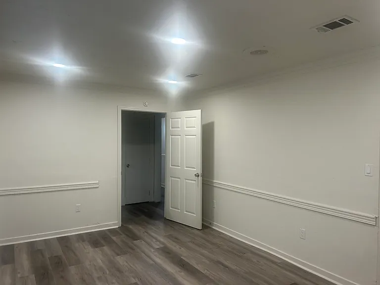637 Briarcliff Cir — Photo 9