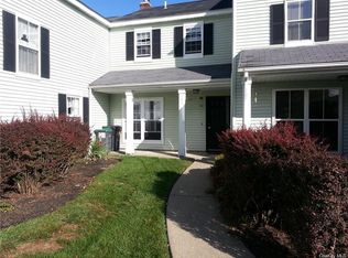 103 Villagegreen Ct, Warwick, NY 10990