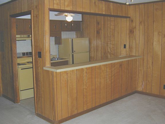 4th image of 411 Brookhaven Dr APT 17