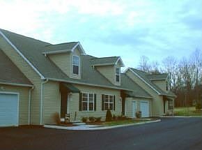 1st image of 301 Stratford Ct
