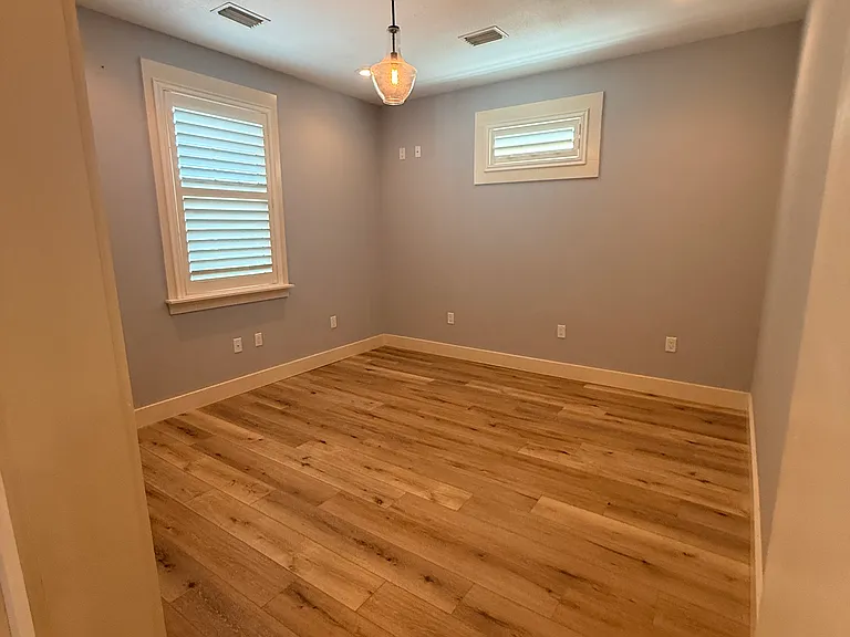 154 Delbert Ln — Photo 15