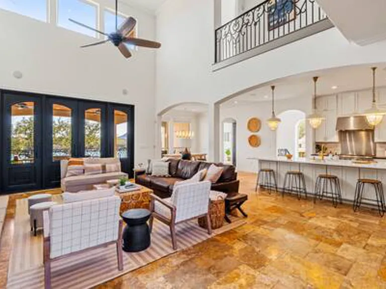 River Oaks Dr — Photo 11