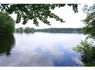 15 Bacon St, Wellesley, MA 02482