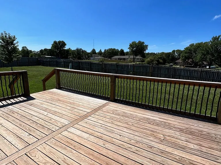 2214 Elk Ct — Photo 23