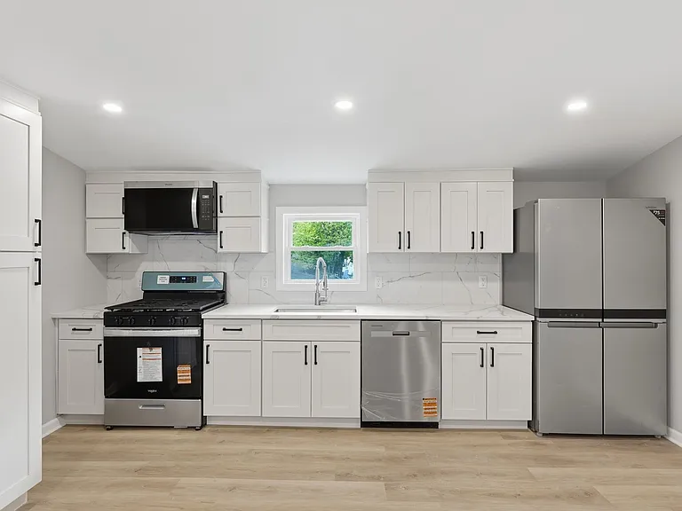 341 Diamond Bridge Ave #2 — Photo 7