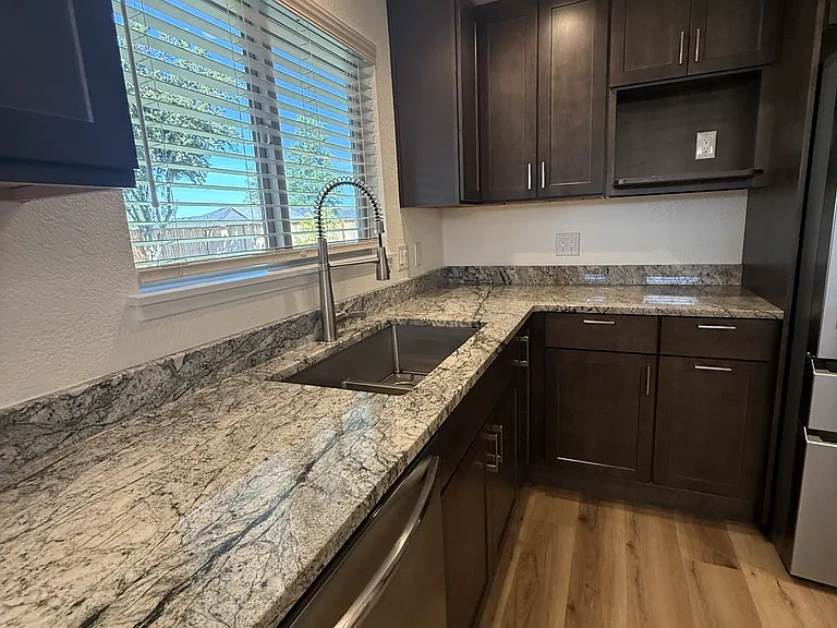 2853 Tahitian Ave — Photo 5