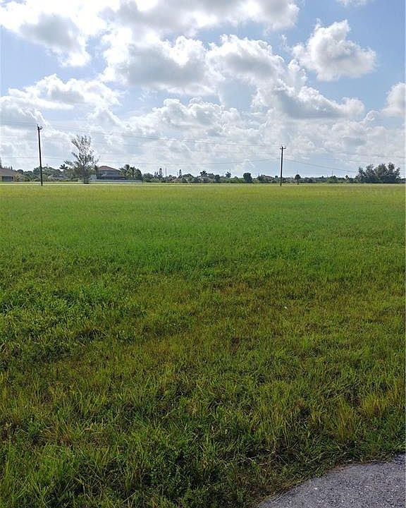 1st image of 519 NW 32nd Pl