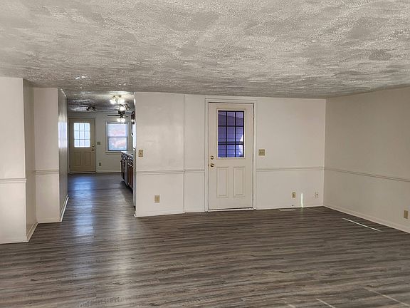 5th image of 3204 Polk St