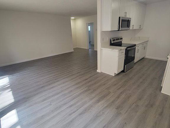 2nd image of 2161 W 25th St #29A