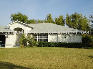 307 Aviation Pkwy, Cape Coral, FL 33904