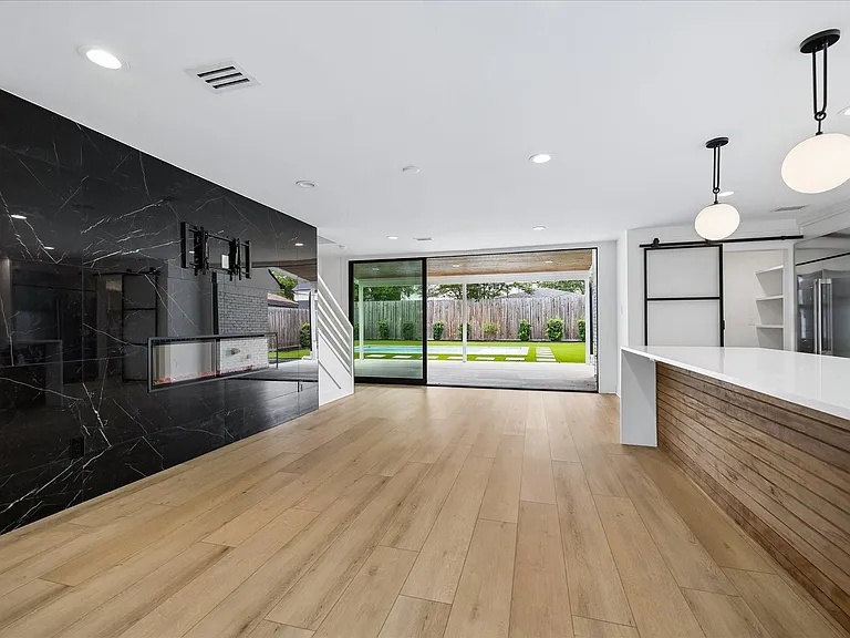 12510 Mooreknoll Ln — Photo 6