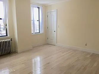 Rented by Kian Realty