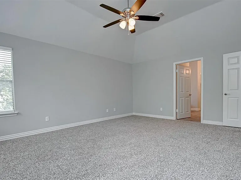 2615 Woodstream Blvd — Photo 32
