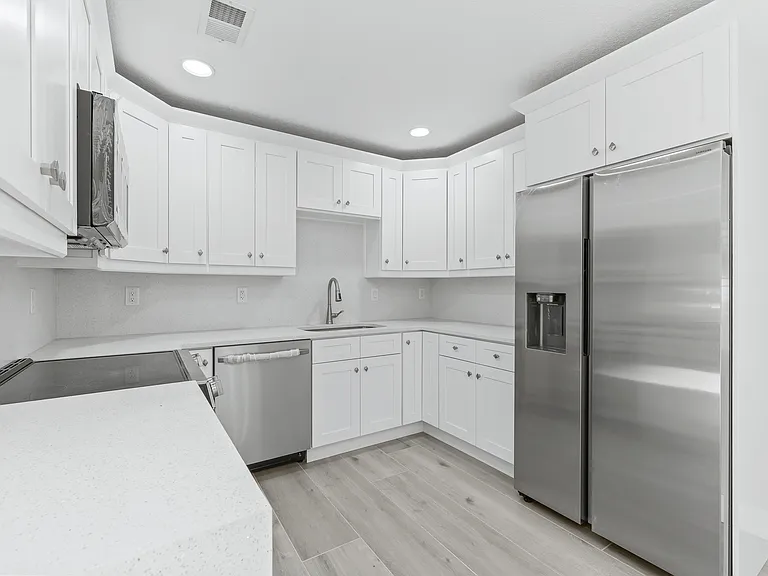 2303 Carroll Pl — Photo 6