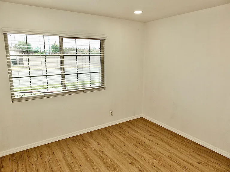 7591 Benton Ave — Photo 47
