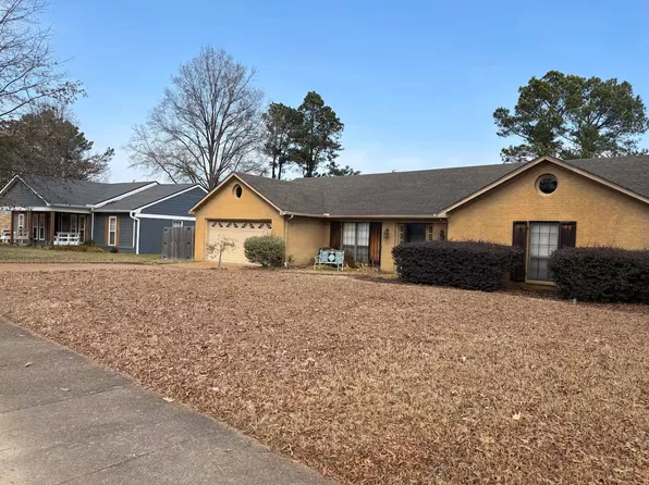 1670 Brierbrook Rd, Germantown, TN 38138