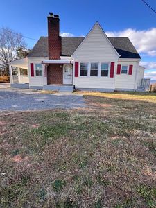 136 Wright Shop Rd, Madison Heights, VA, 24572