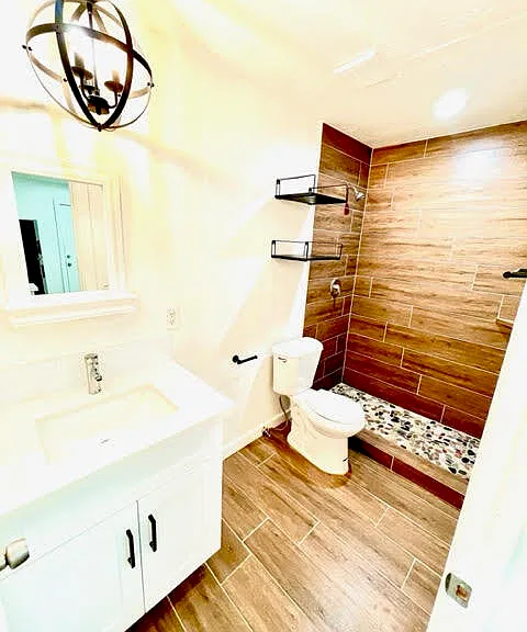 1437 E Diamond St #A — Photo 3