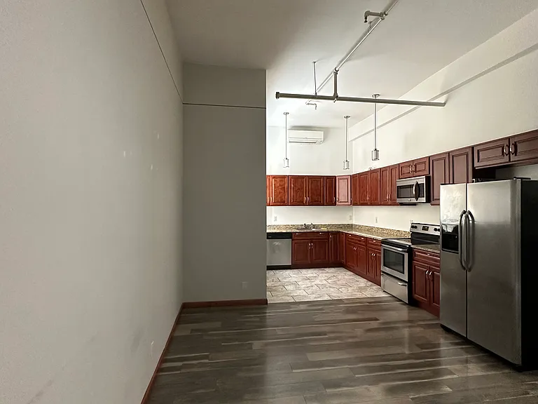 350 North Ave #3 — Photo 2