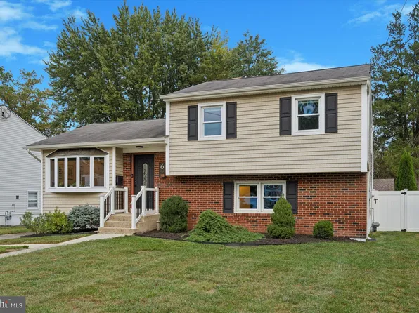 6 Albans Ave, Ewing, NJ 08618