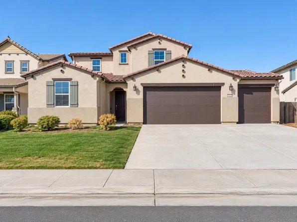 3951 Mitchell Ave, Clovis, CA 93619