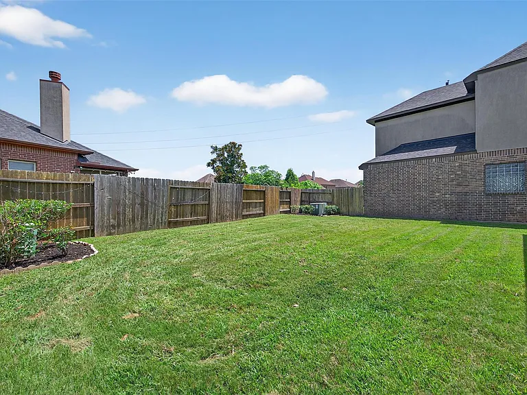 4947 Thunder Creek Ln — Photo 45