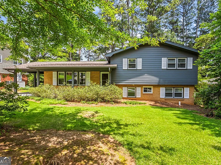 2955 Appling Way — Photo 1