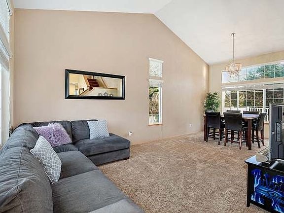 4th image of 1510 55th Ct SE