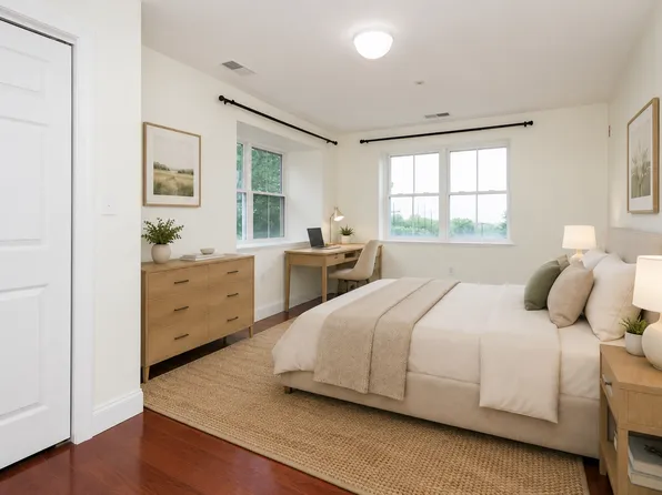 120 Wyllis Ave Unit 319, Everett, MA 02149