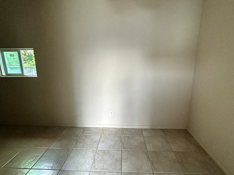 1019 S Downey Rd #1019 — Photo 5