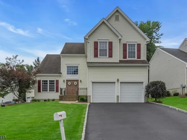 36 Linberger Dr, Bridgewater Twp., NJ 08807