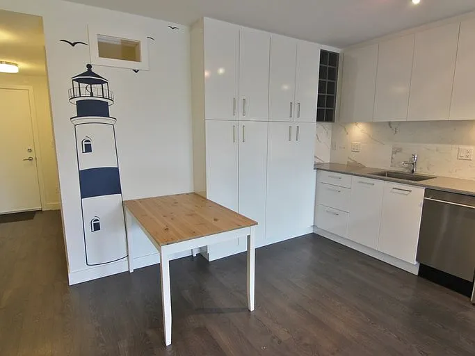 2 bed, 1.0 bath, 764 sqft, $2,550 — Photo 1