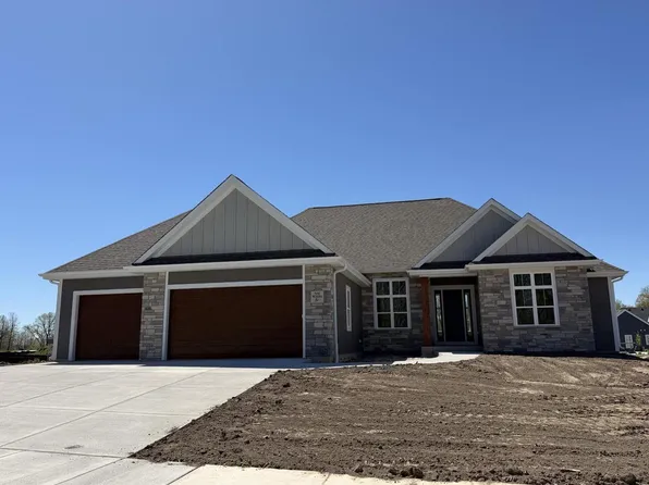 N66W21193 Sweet Clover DRIVE, Menomonee Falls, WI 53051