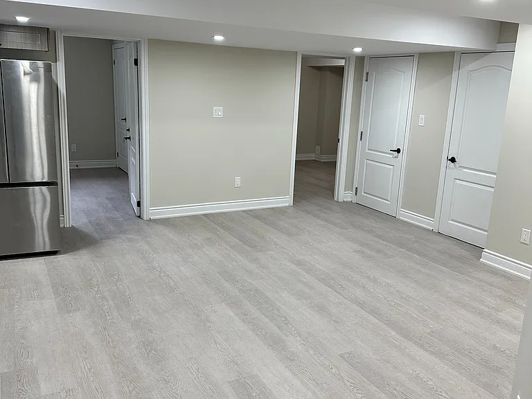 66 Bremner St #BASEMENT — Photo 5