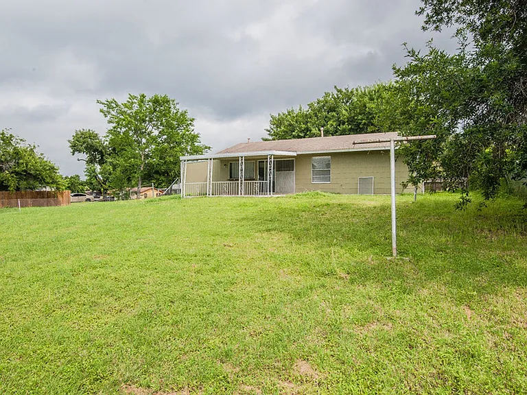 8730 Easy Valley St — Photo 10