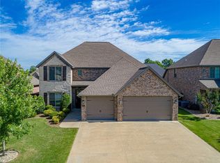 1808 SW Hayfield Ave, Bentonville, AR 72713