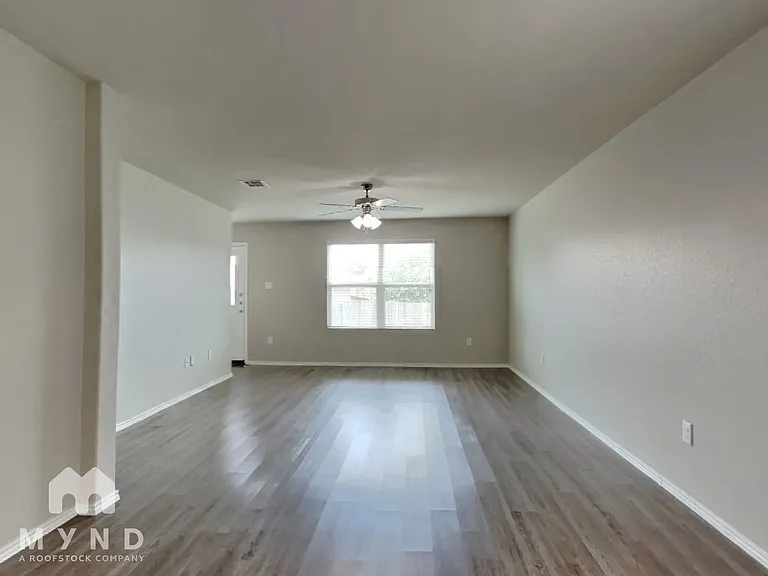 9437 Apple Ridge Ln — Photo 6