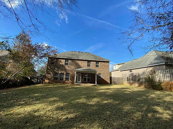 Rear Yard Center