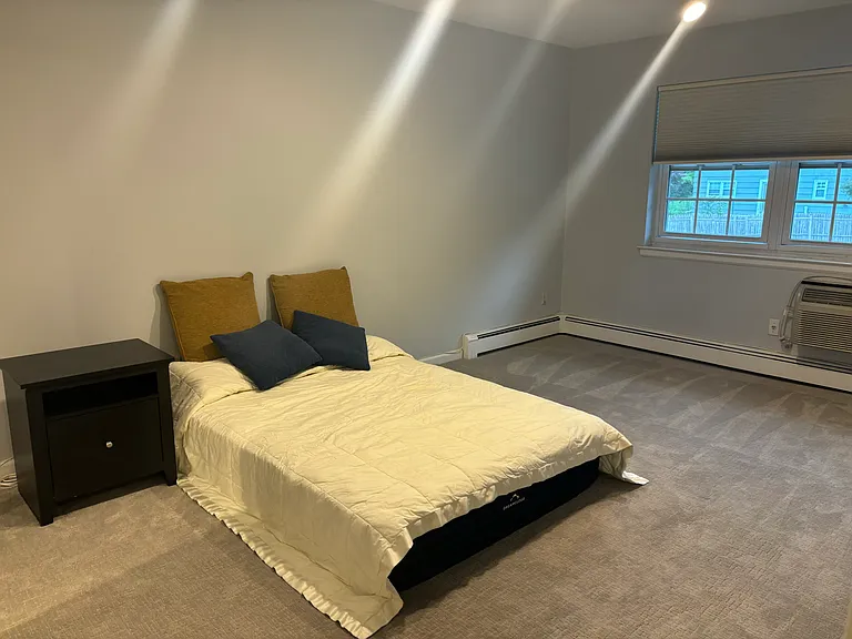 103 Nottingham Rd #H — Photo 5