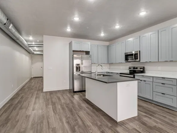 606 W North Temple St, Salt Lake City, UT