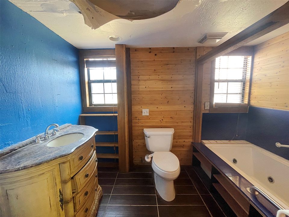 10th image of 4602 Milburn Rd