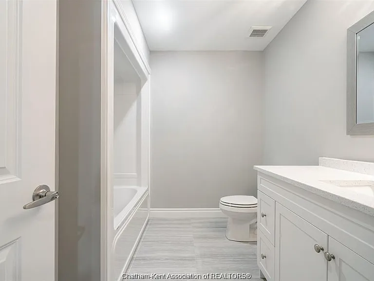 32 Betty Ct — Photo 13