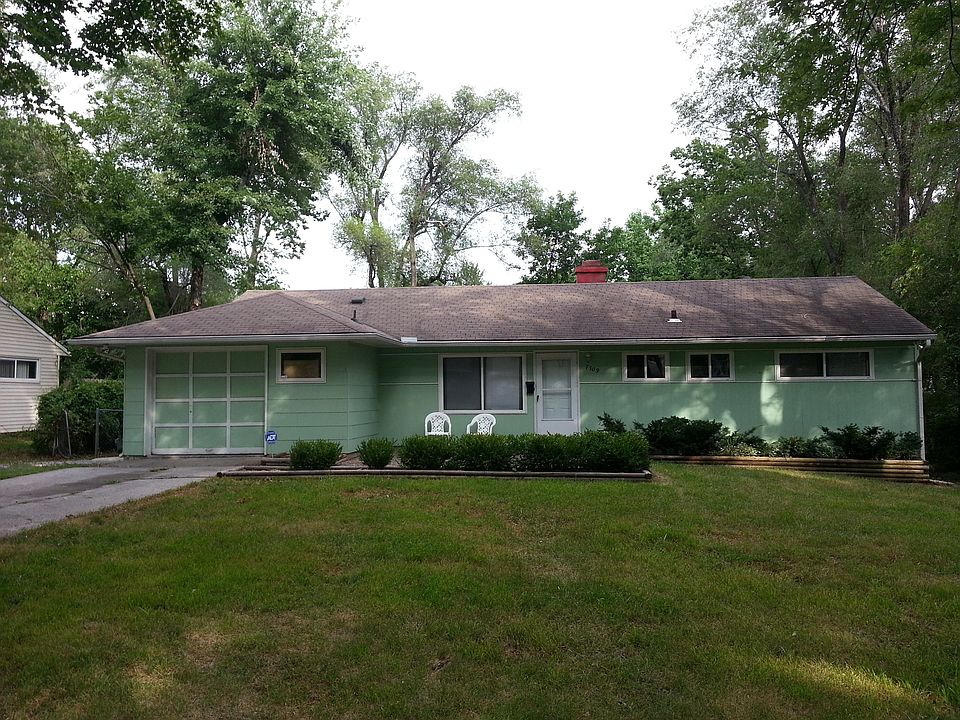 1st image of 7709 E 111th Ter