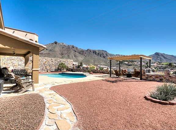 2nd image of 5988 Ojo De Agua Dr