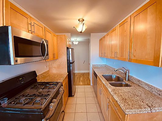 2nd image of 125-10 Queens Blvd #1602
