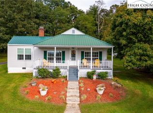 11372 Glade Valley Rd, Ennice, NC 28623