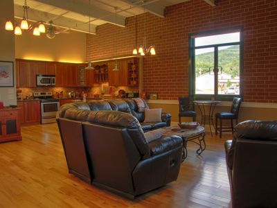 215 Hice Ave, West Jefferson, NC, 28694