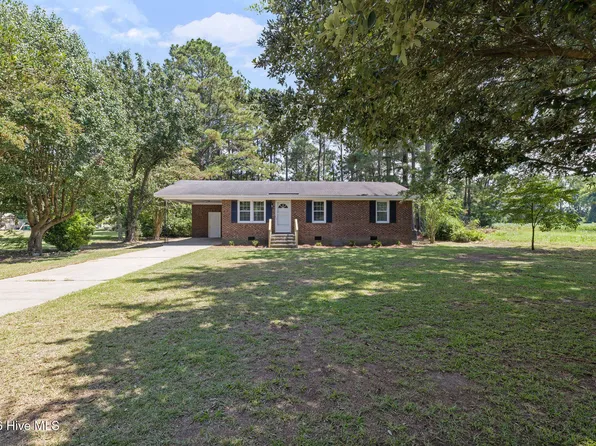 209 Greenacres Road, Snow Hill, NC 28580